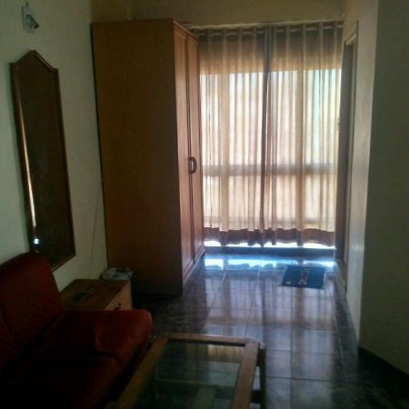 Rajshree Hotel Ahmedabad Exterior photo