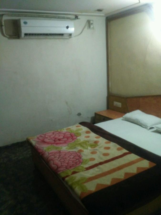 Rajshree Hotel Ahmedabad Exterior photo